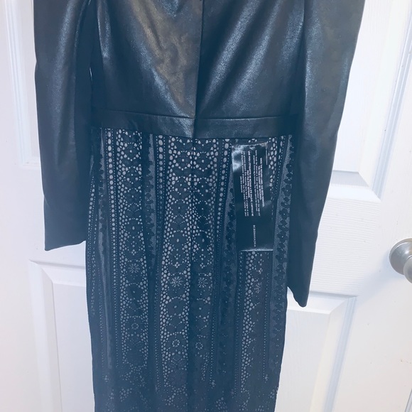 Dress - Picture 3 of 4